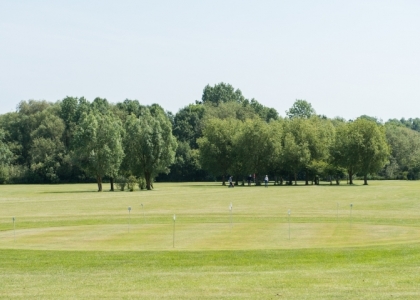 Golf Courses near Harvington Lock